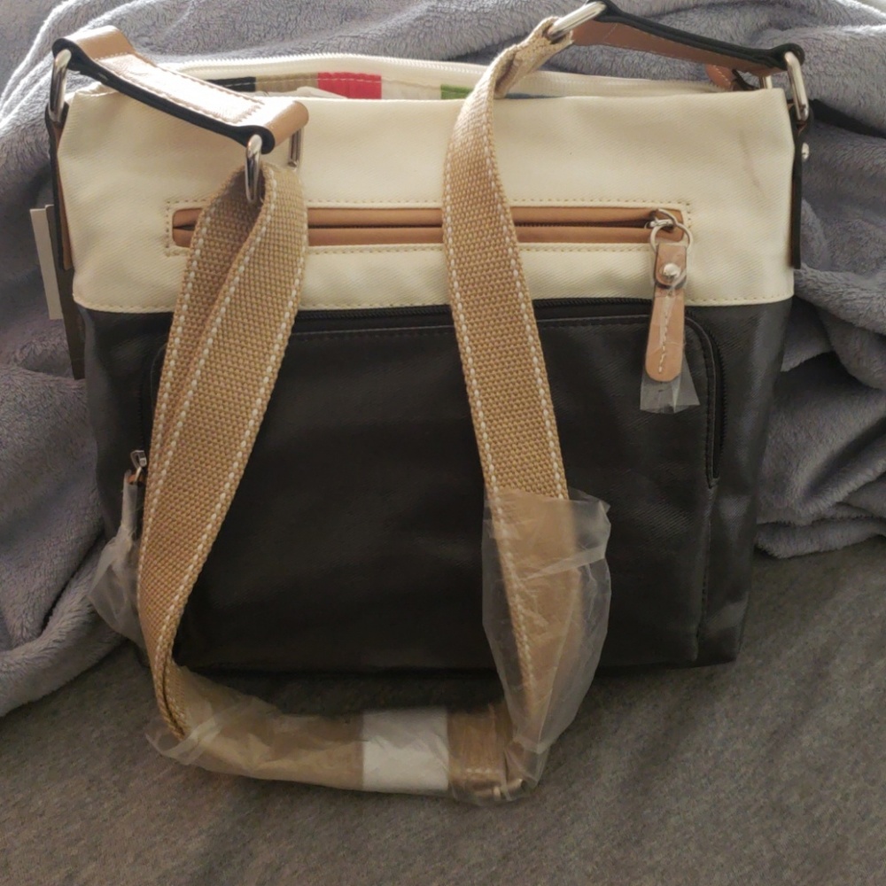 SOLD SOLD SOLD SOLD Giani Bernini Crossbody Bag